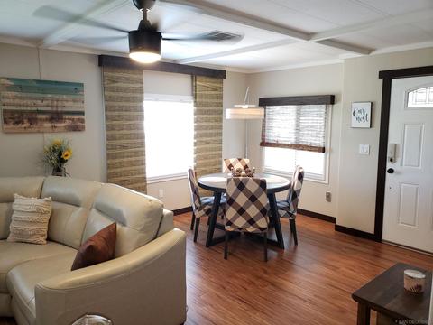271 Lakeside Ln, Oceanside, CA 92056 photo 8