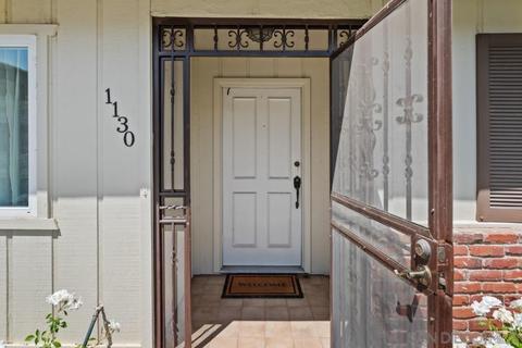 1130 La Mirada Ave, Escondido, CA 92026 photo 3