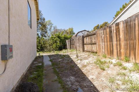 1689 Havenwood Dr, Oceanside, CA 92056 photo 16