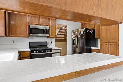 1689 Havenwood Dr, Oceanside, CA 92056 photo 9