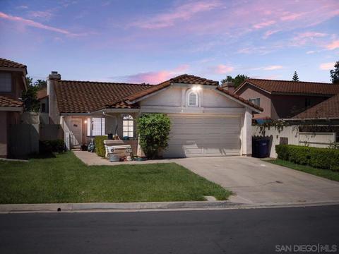 621 Thunder Gln, Escondido, CA 92027 photo 1