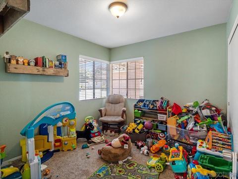 621 Thunder Gln, Escondido, CA 92027 photo 10