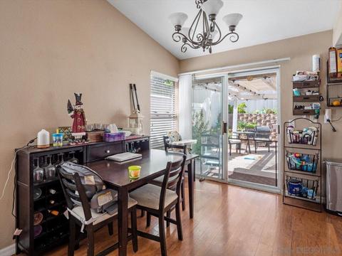 621 Thunder Gln, Escondido, CA 92027 photo 6