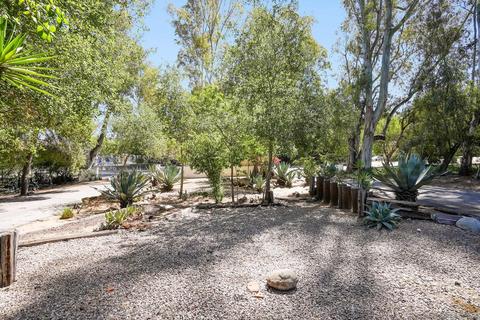 16672 Martincoit Rd, Poway, CA 92064 photo 62