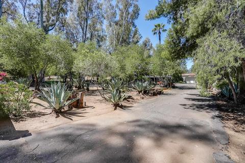 16672 Martincoit Rd, Poway, CA 92064 photo 65
