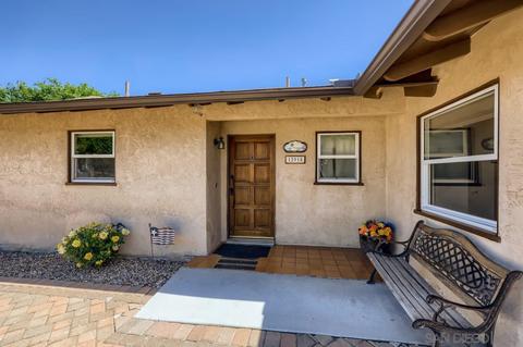 12915 Morene St, Poway, CA 92064 photo 2