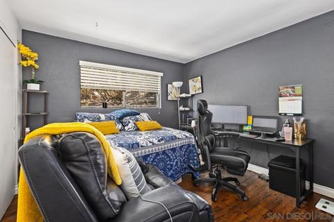 9877 Chestnut St, Spring Valley, CA 91977 photo 18