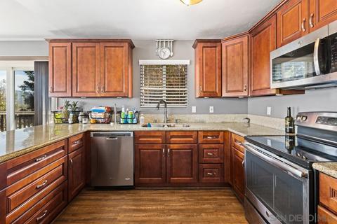 9877 Chestnut St, Spring Valley, CA 91977 photo 14