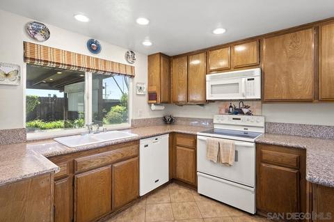 10763 Vista Del Sur, Spring Valley, CA 91978 photo 14