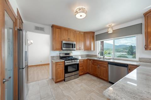 10351 Moorpark St, Spring Valley, CA 91978 photo 8