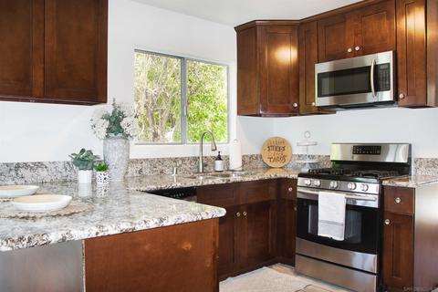 1777 Mitchell Ave UNIT 36, Tustin, CA 92780 photo 2