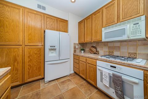 2628 Mesa Dr, Oceanside, CA 92054 photo 10