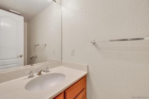 8983 Summerhill Pt, Alpine, CA 91901 photo 35