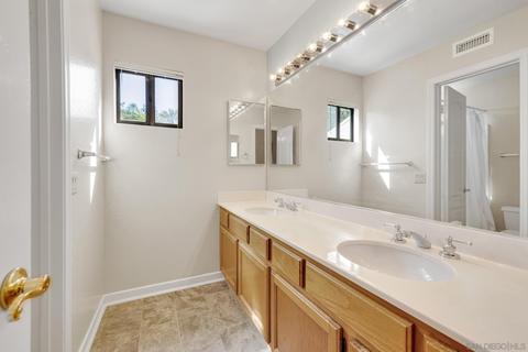 8983 Summerhill Pt, Alpine, CA 91901 photo 29