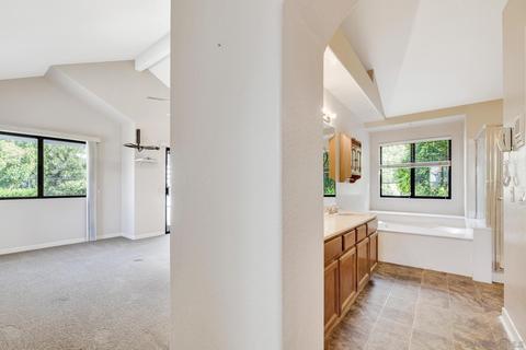 8983 Summerhill Pt, Alpine, CA 91901 photo 14