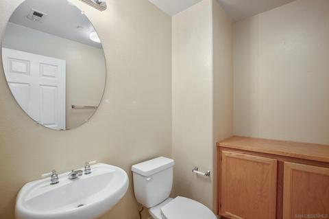 514 Poets Sq, Fallbrook, CA 92028 photo 18