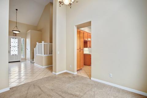 514 Poets Sq, Fallbrook, CA 92028 photo 8