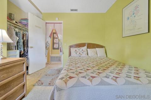 323 Gail Dr, Vista, CA 92084 photo 16