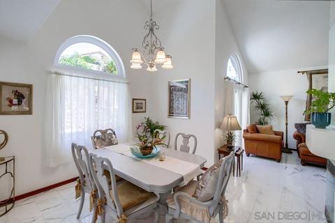 1580 Mallorca Dr, Vista, CA 92081 photo 10