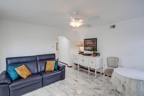 1580 Mallorca Dr, Vista, CA 92081 photo 19
