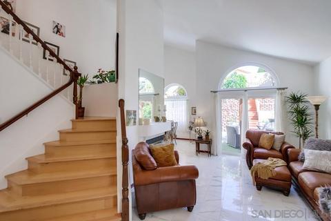 1580 Mallorca Dr, Vista, CA 92081 photo 5