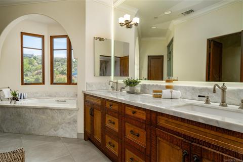 1654 Marisma Way, La Jolla, CA 92037 photo 7