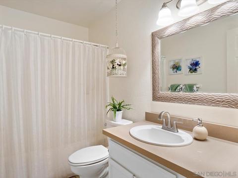 843 Huckleberry Ln, Escondido, CA 92025 photo 17