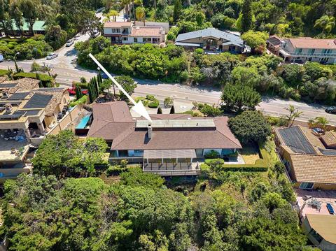 7774 Via Capri, La Jolla, CA 92037 photo 32