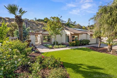 4348 Avenida Gregory, Spring Valley, CA 91977 photo 2