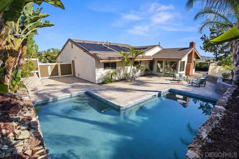 4348 Avenida Gregory, Spring Valley, CA 91977 photo 8