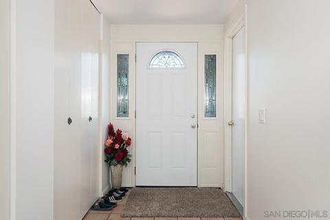 1319 Daisy St, Escondido, CA 92027 photo 4