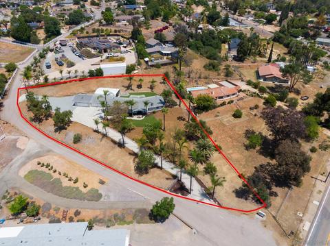 1879 Carob Tree Ln, El Cajon, CA 92021 photo 24
