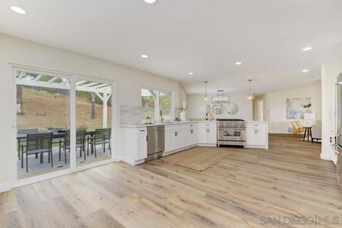 1879 Carob Tree Ln, El Cajon, CA 92021 photo 3