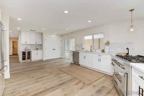 1879 Carob Tree Ln, El Cajon, CA 92021 photo 5