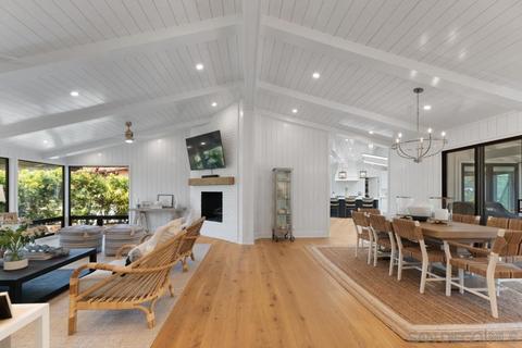 2339 Vallecitos, La Jolla, CA 92037 photo 11