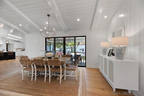 2339 Vallecitos, La Jolla, CA 92037 photo 10
