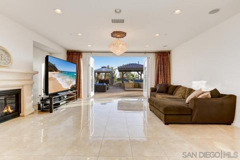 1005 Village Dr, Oceanside, CA 92057 photo 4