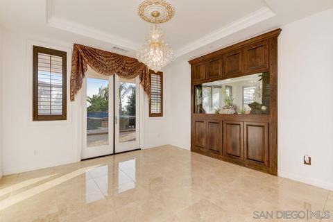 1005 Village Dr, Oceanside, CA 92057 photo 17