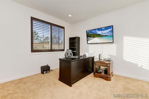1005 Village Dr, Oceanside, CA 92057 photo 28