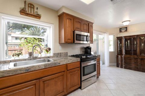 2134 Anda Lucia, Oceanside, CA 92056 photo 5