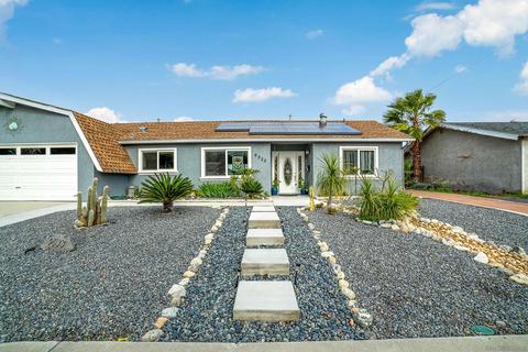 9533 Saint Andrews Dr, Santee, CA 92071 photo 2