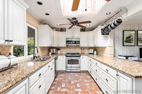 1553 Robyn Rd, Escondido, CA 92025 photo 5