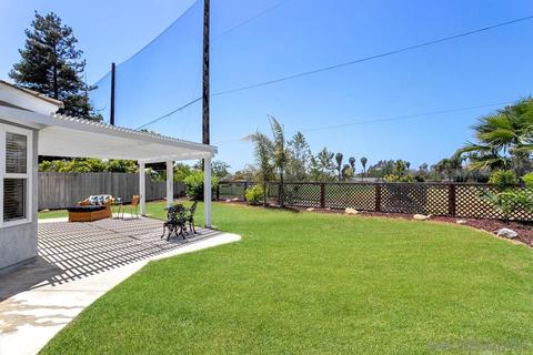 921 Newport St, Oceanside, CA 92057 photo 2