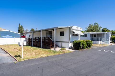 351 E Bradley Ave #106, El Cajon, CA 92021 photo 2