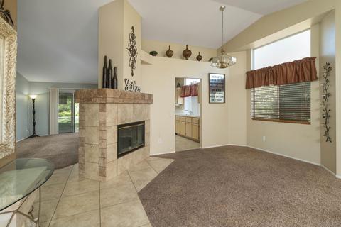 13262 Cardinal Rd, Victorville, CA 92392 photo 2
