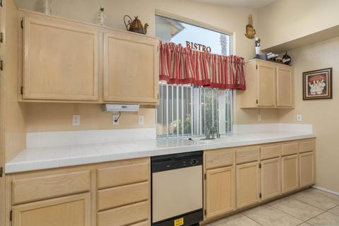 13262 Cardinal Rd, Victorville, CA 92392 photo 6