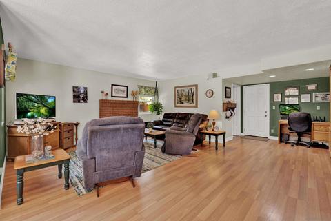 14436 Maplewood St, Poway, CA 92064 photo 17
