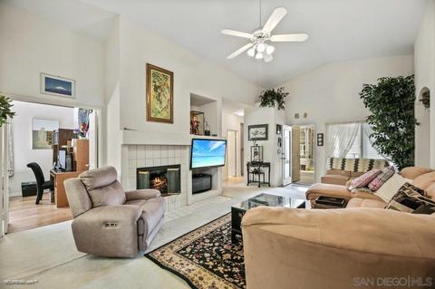 44773 Marzi Ct, Temecula, CA 92592 photo 2
