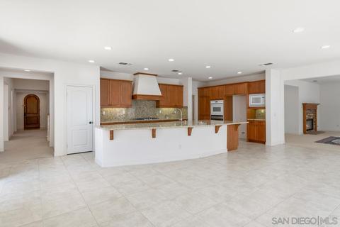7288 Circulo Papayo, Carlsbad, CA 92009 photo 10