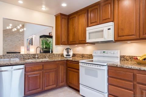 3133 Evening Way #C, La Jolla, CA 92037 photo 10